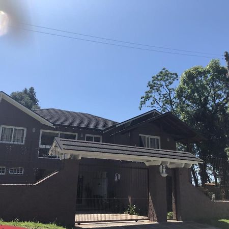 Casa Gramado Vista Para O Vale - Parte Terrea Villa Kültér fotó