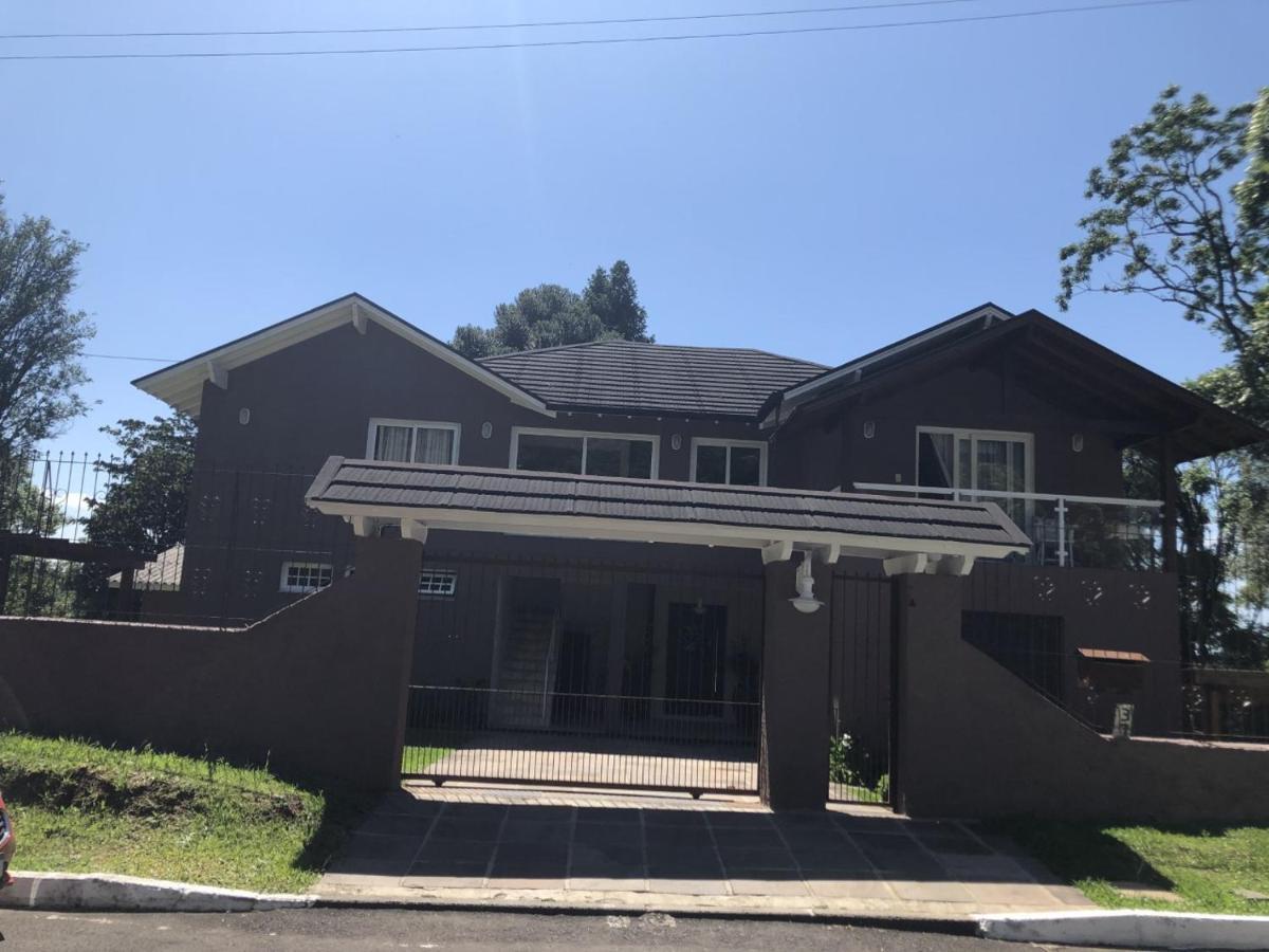 Casa Gramado Vista Para O Vale - Parte Terrea Villa Kültér fotó